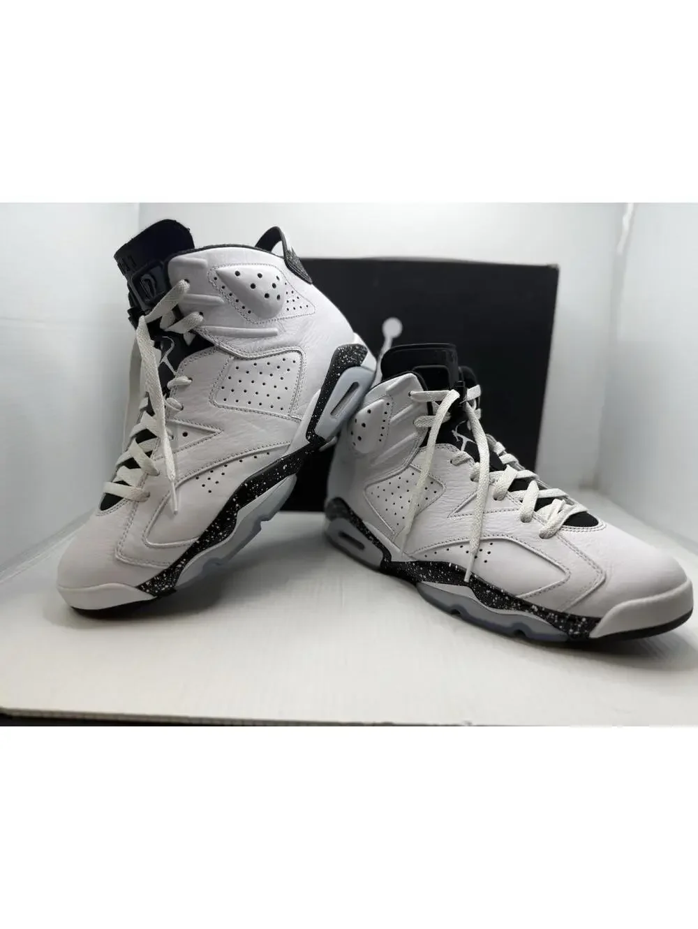 Size 12 - Air Jordan 6 Retro Reverse Oreo In Great Condition With Shoe Box.